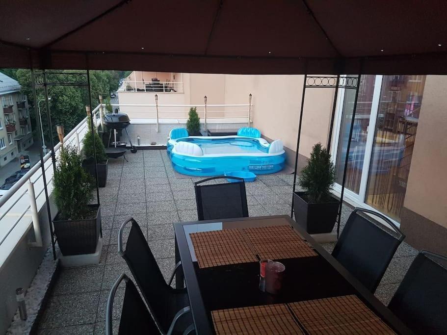Mezonetovy Apartman V Centre Novej Dubnice Ilava Экстерьер фото